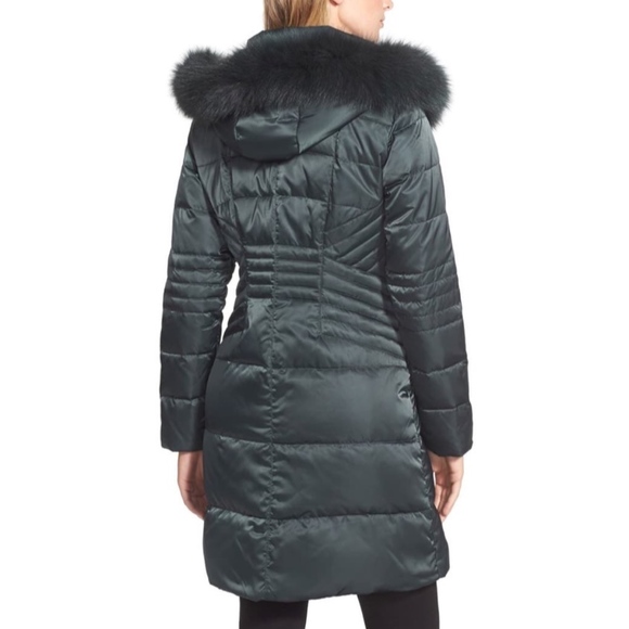 1 MADISON Green Hooded Puffer Coat - Picture 2 of 8